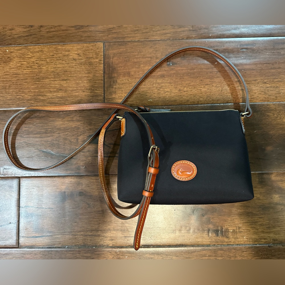 NWOT Dooney and Bourke Nylon Crossbody Pouchette